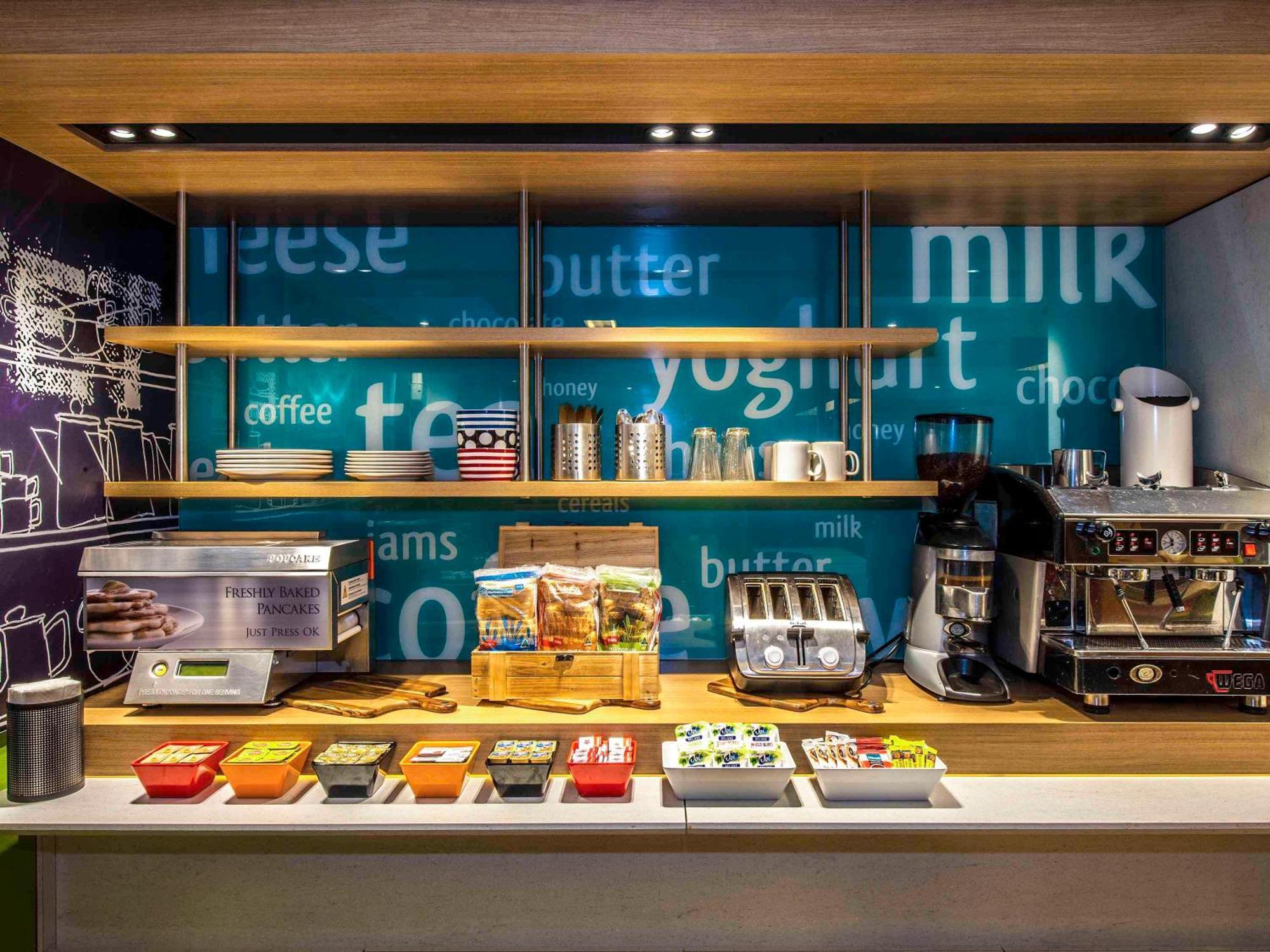 Ibis Budget - Enfield Sydney Bagian luar foto