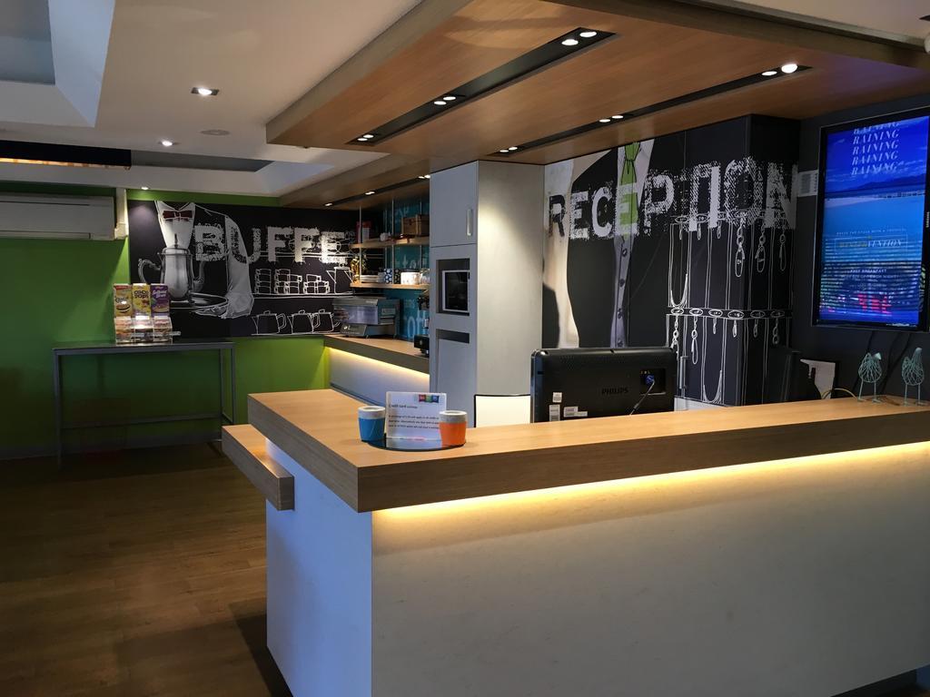 Ibis Budget - Enfield Sydney Bagian luar foto