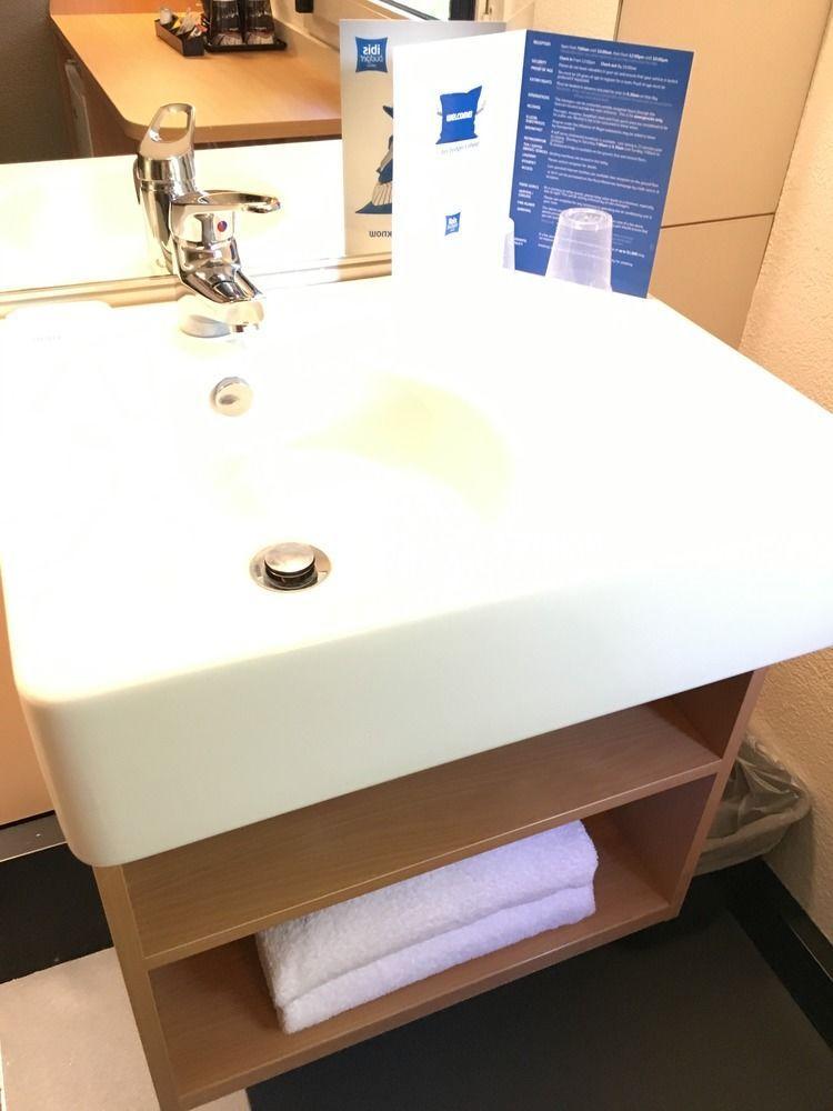 Ibis Budget - Enfield Sydney Bagian luar foto