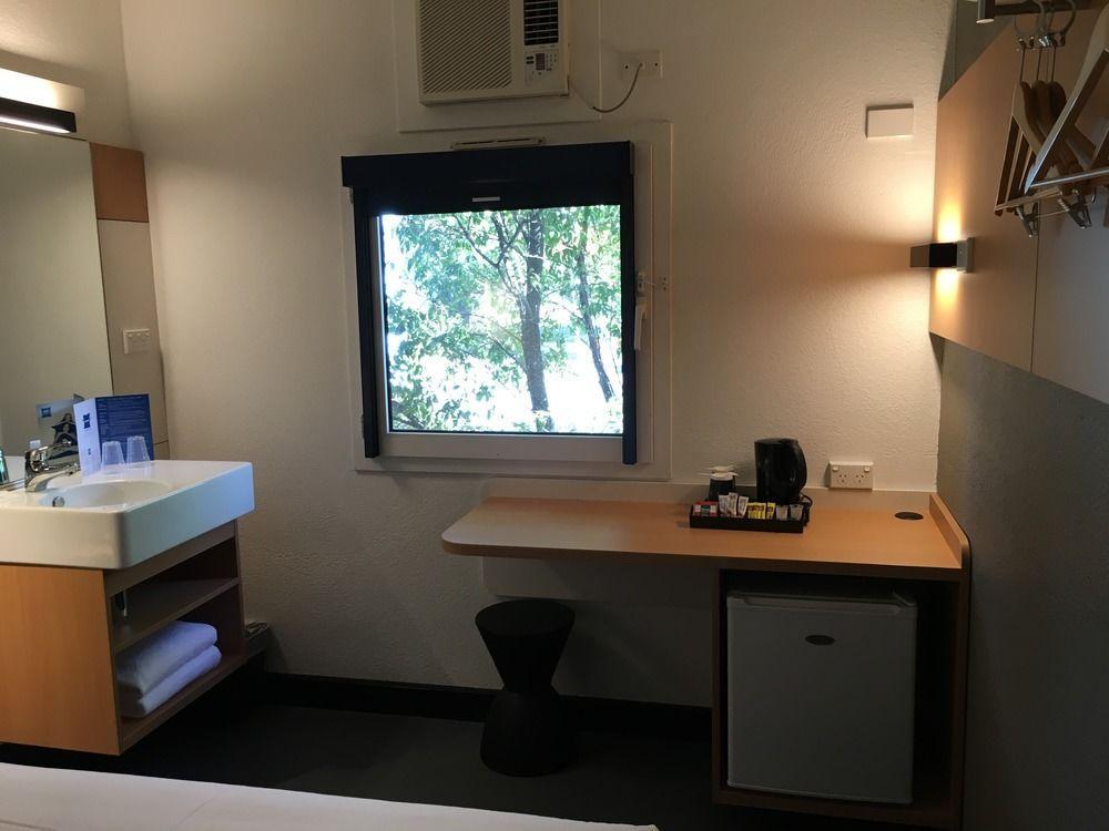 Ibis Budget - Enfield Sydney Bagian luar foto