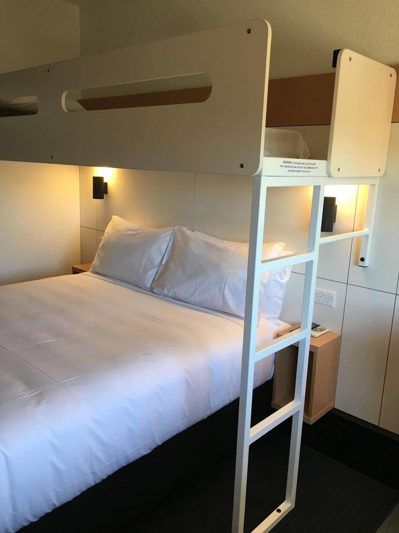 Ibis Budget - Enfield Sydney Bagian luar foto